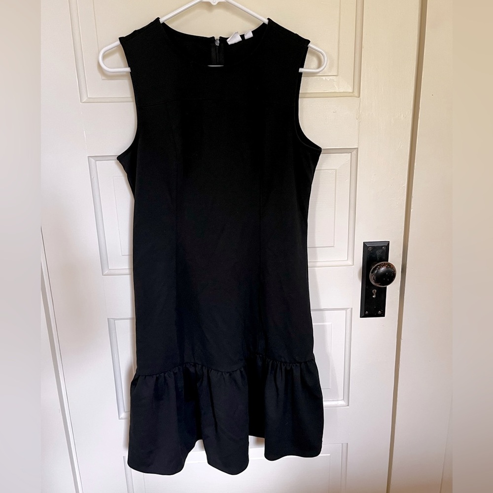 Gap Drop-waist black dress with ruffle hem, Petite 8 women’s